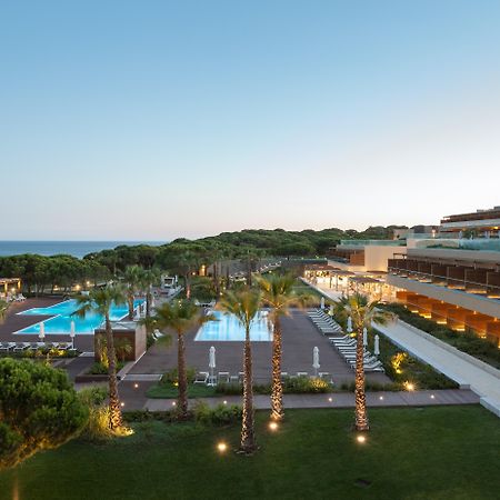 Epic Sana Algarve Hotel Albufeira Bagian luar foto The resort at night