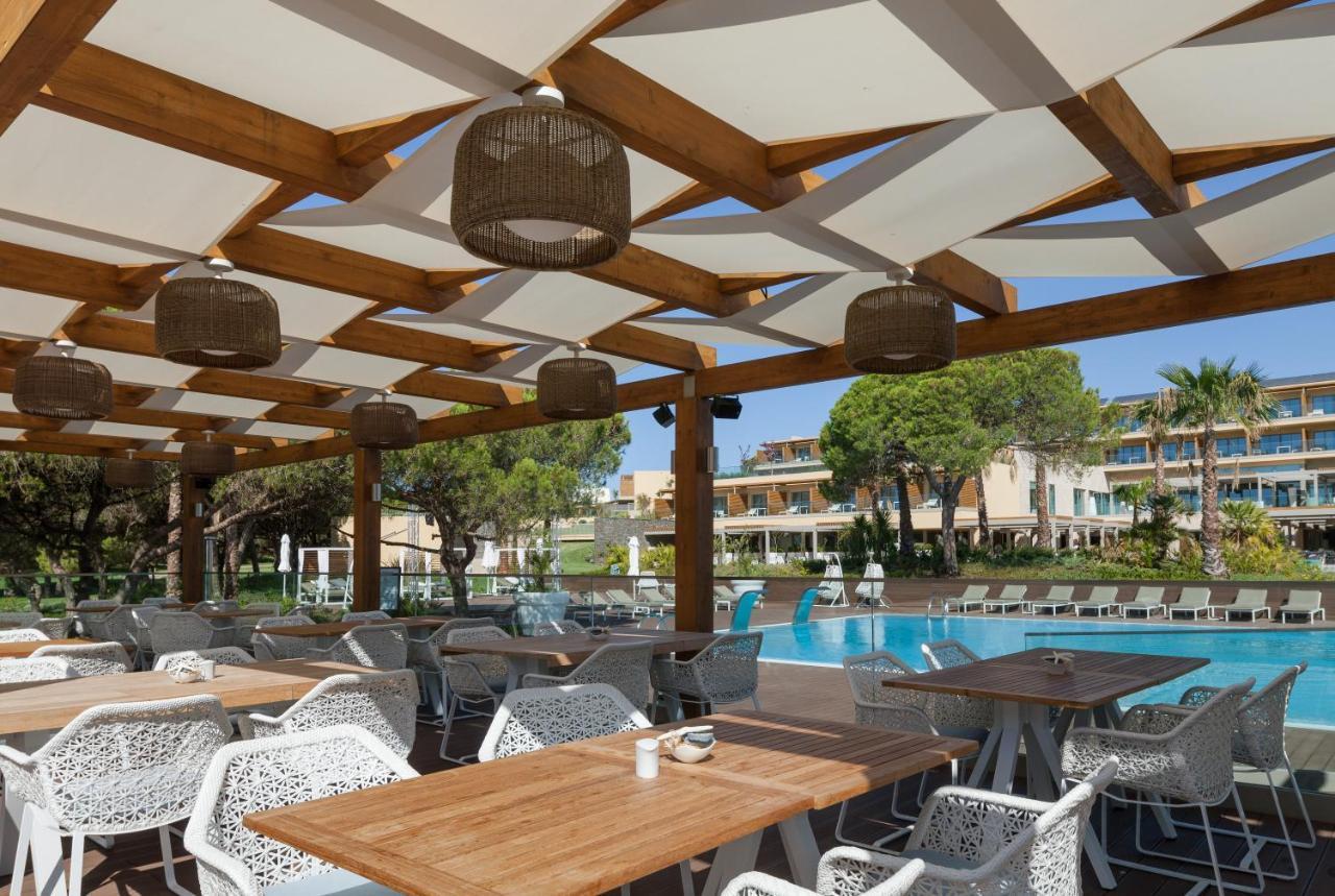 Epic Sana Algarve Hotel Albufeira Bagian luar foto The pool bar at the hotel